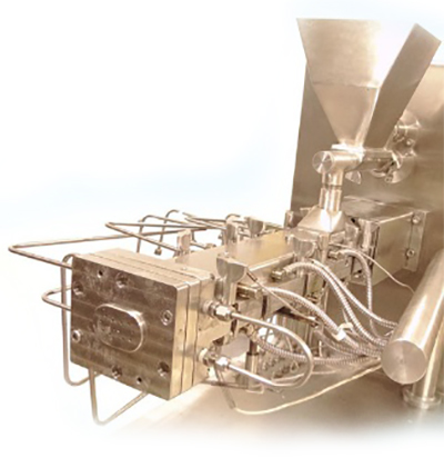 Hot melt coating machine for improving moisture proofing of herbal extracts